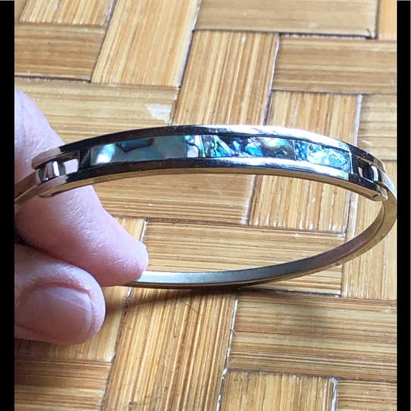 Vintage Jewelry - Abalone hinged bracelet, Mexico